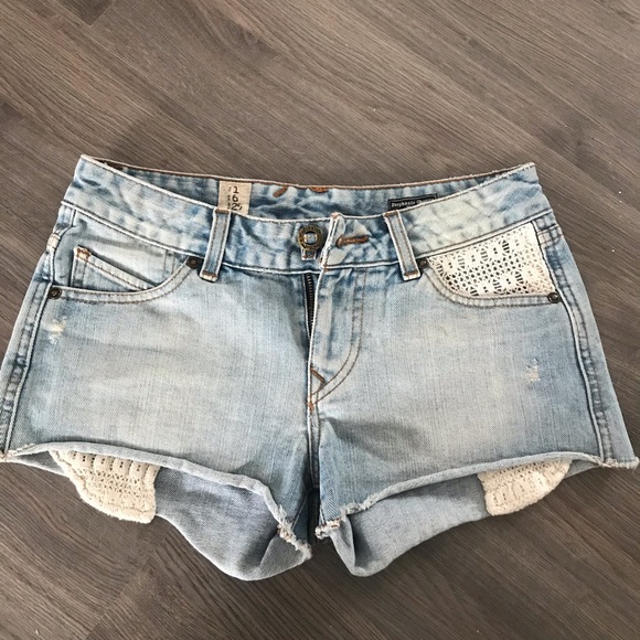 Volcom shorts high waist - Picture 2 of 5